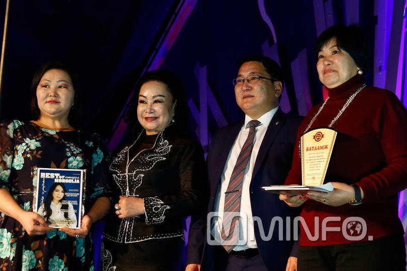 “Best of Mongolia-2016 - Оны шилдэг сонин”-оор “Монголын мэдээ” шалгарлаа  /ФОТО/