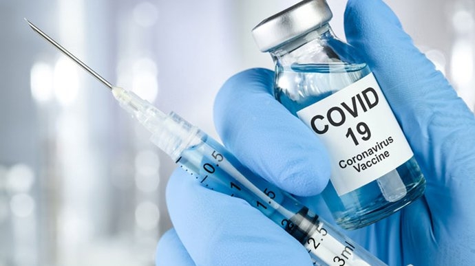 Коронавирусийн эсрэг вакцин хийлгэсэн 2304 хүн халдвар авчээ
