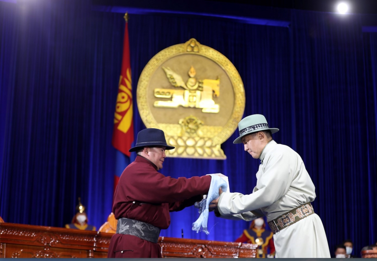 Монгол Улсын зургаа дахь Ерөнхийлөгч У. Хүрэлсүх Улсын Их Хуралд тангараг өргөж, бүрэн эрхээ хэрэгжүүлж эхэллээ