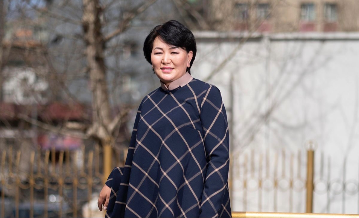 Ш.Должинсүрэн: Бүтэн хувцсаа бүрэн өмсдөг монгол соёл хуучрахгүй