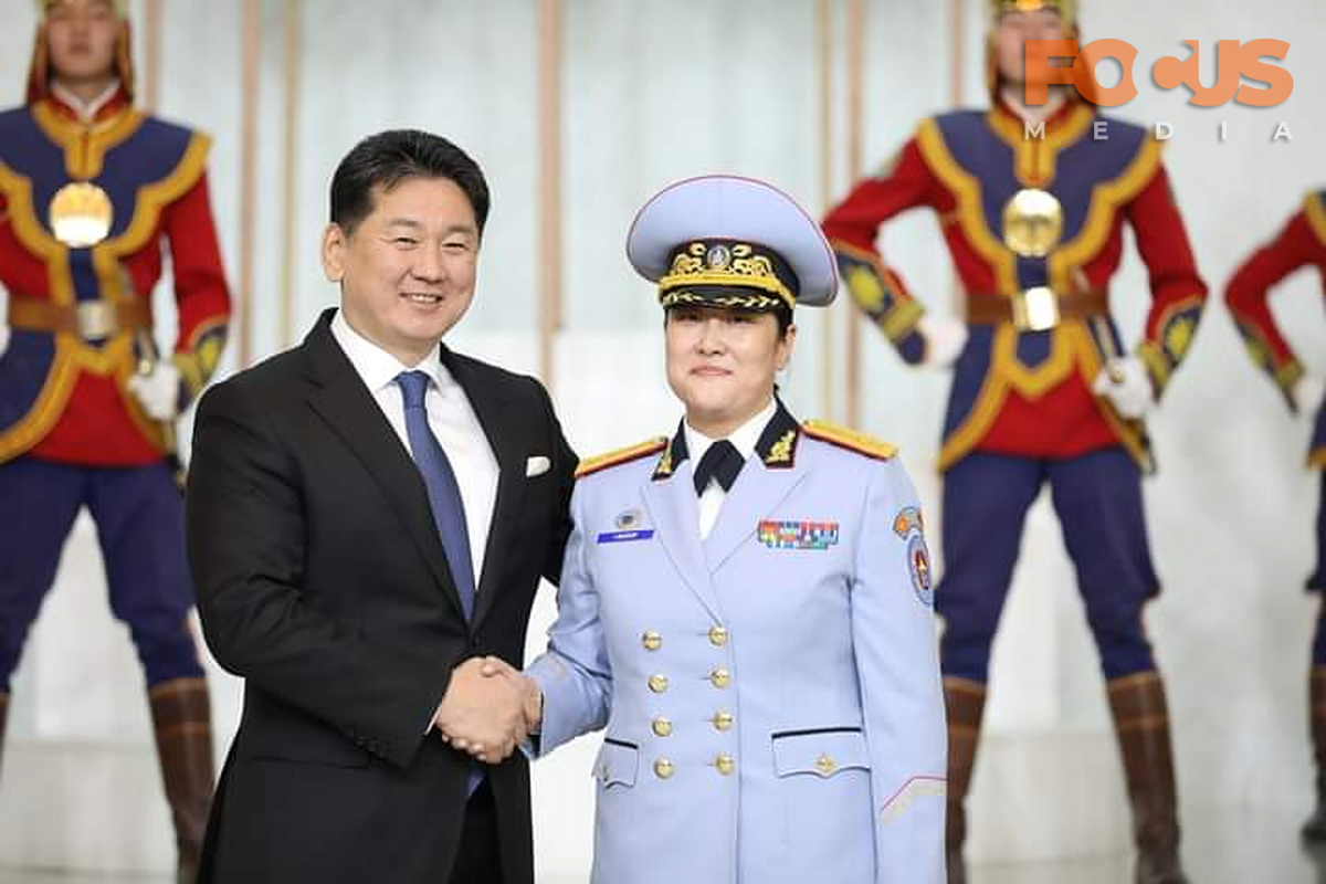 Монгол Улсын анхны эмэгтэй генерал Г.Болор