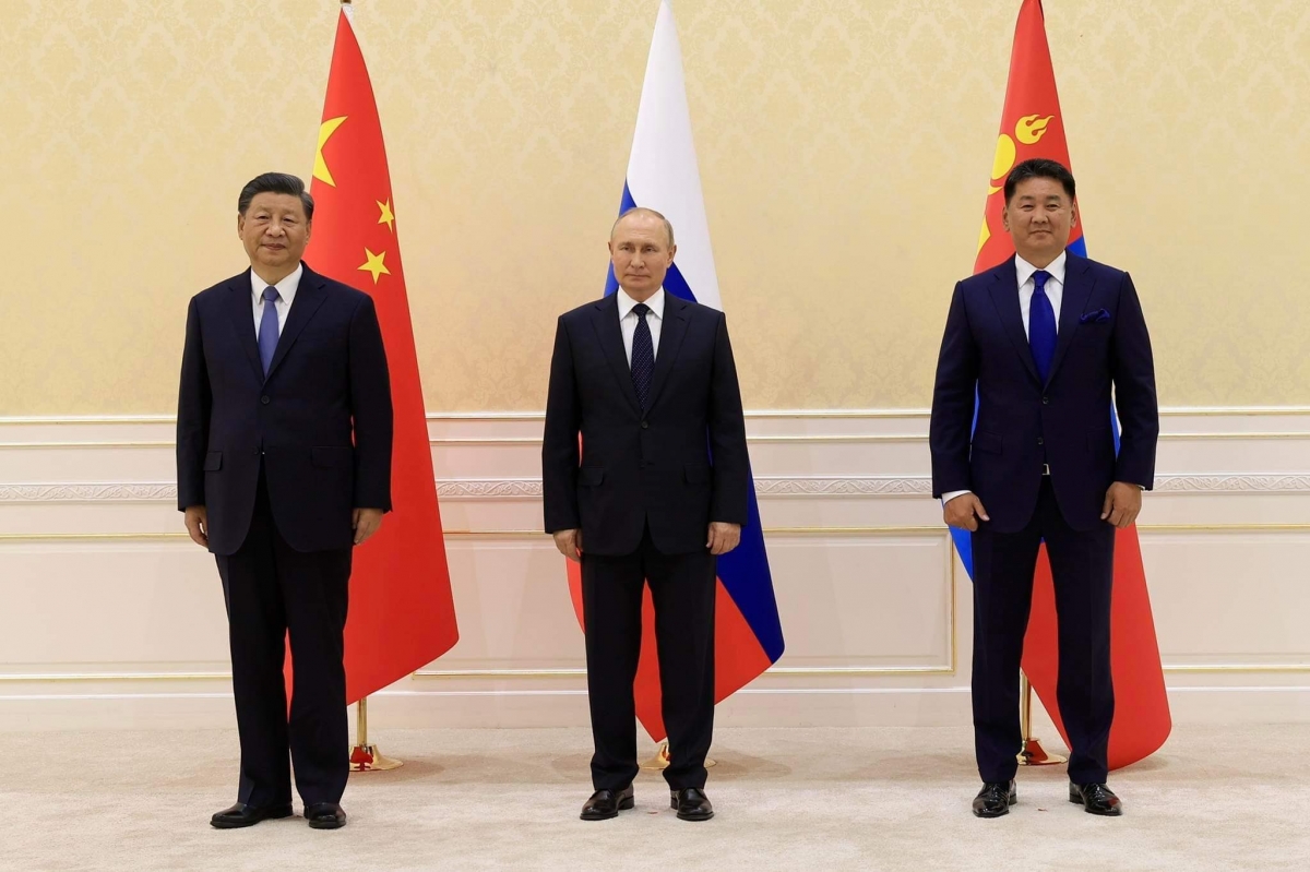 Монгол, Орос, Хятадын Төрийн тэргүүн нар уулзав