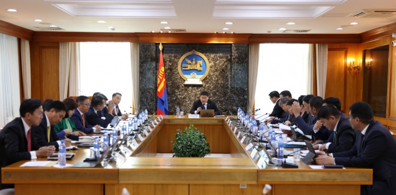 “Эрдэнэс Монгол” компанитай холбоотой багц асуудлуудыг хэлэлцэн шийдвэрлэлээ