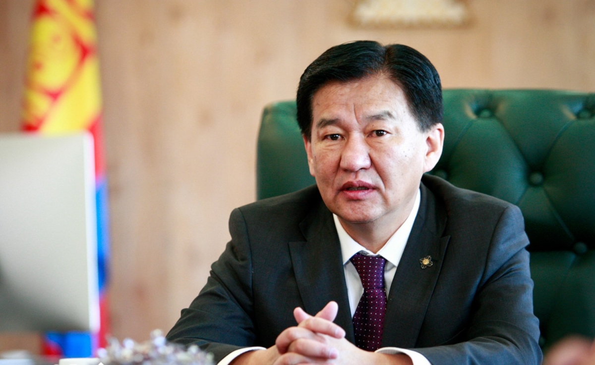 Ц.Даваасүрэн: Монголын ард түмний компанийг хэдхэн гэр бүлд өгч болохгүй