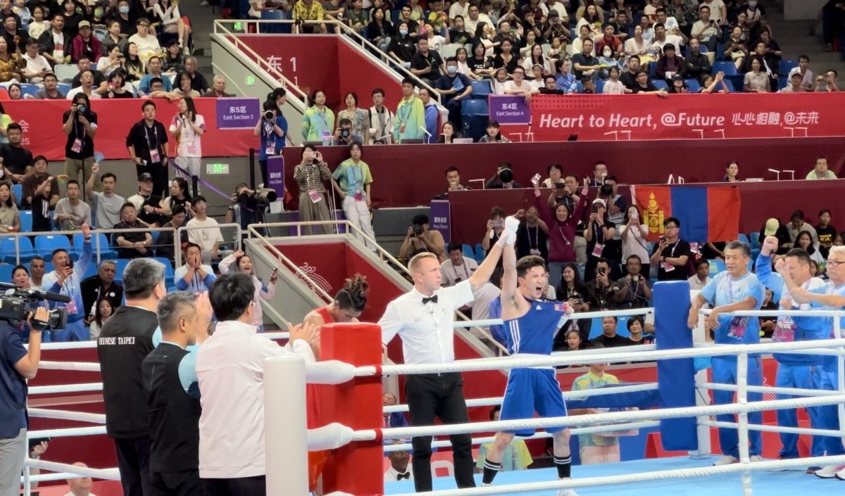 Азийн наадам “Ханчжоу 2023” тэмцээний анхны алтан медалийг Б.Чинзориг авчирлаа