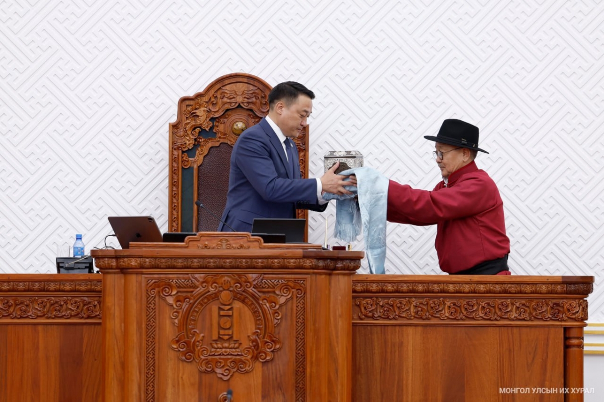 Улсын Их Хурлын гишүүн Дашзэгвийн Амарбаясгаланг Монгол Улсын Их Хурлын даргаар сонголоо