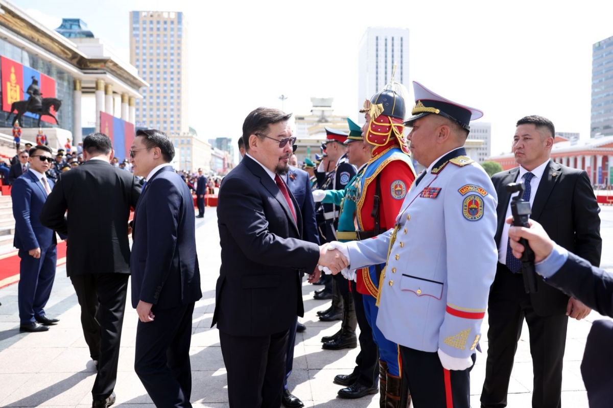 Төрийн далбааны өдөрт зориулсан Цэргийн хүндэтгэлийн ёслол боллоо