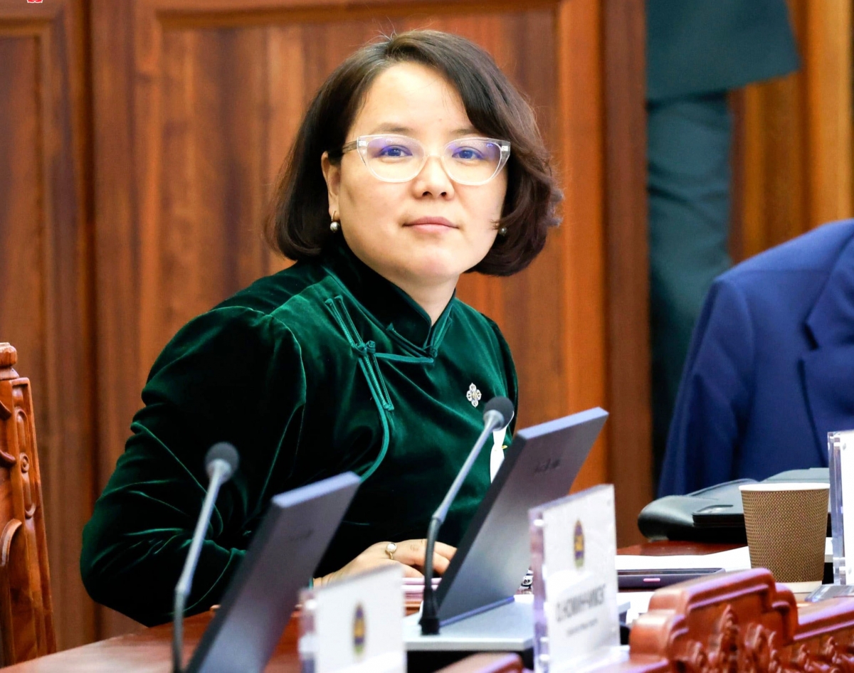 О.Саранчулуун: Улсын төсөв улс төрийн тохиролцоо, сандал суудлын төлөөх хэрэгсэл боллоо