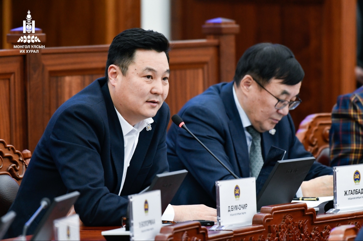 УИХ-ын гишүүн Д.Бум-Очир битүүний өдөр амардаг байх хуулийн төсөл санаачилжээ