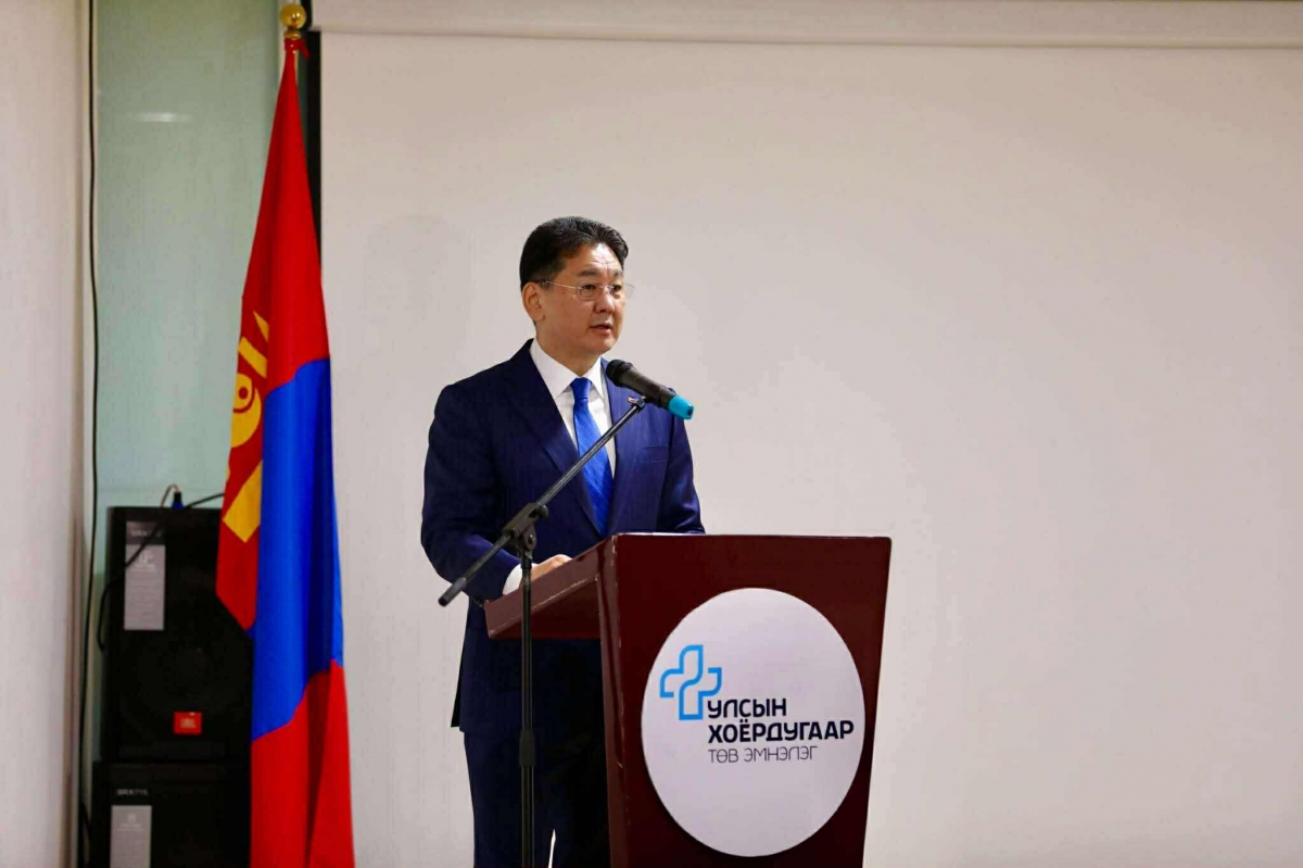 Улсын II төв эмнэлэг амьд донороос бөөр шилжүүлэн суулгана