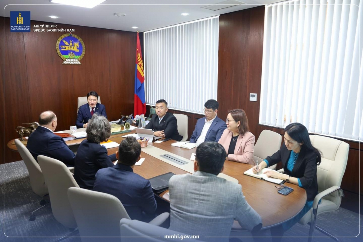 Монгол Улсад хүндэтгэлтэй хандахгүй хэнтэй ч бид хамтран ажиллах шаардлага байхгүй