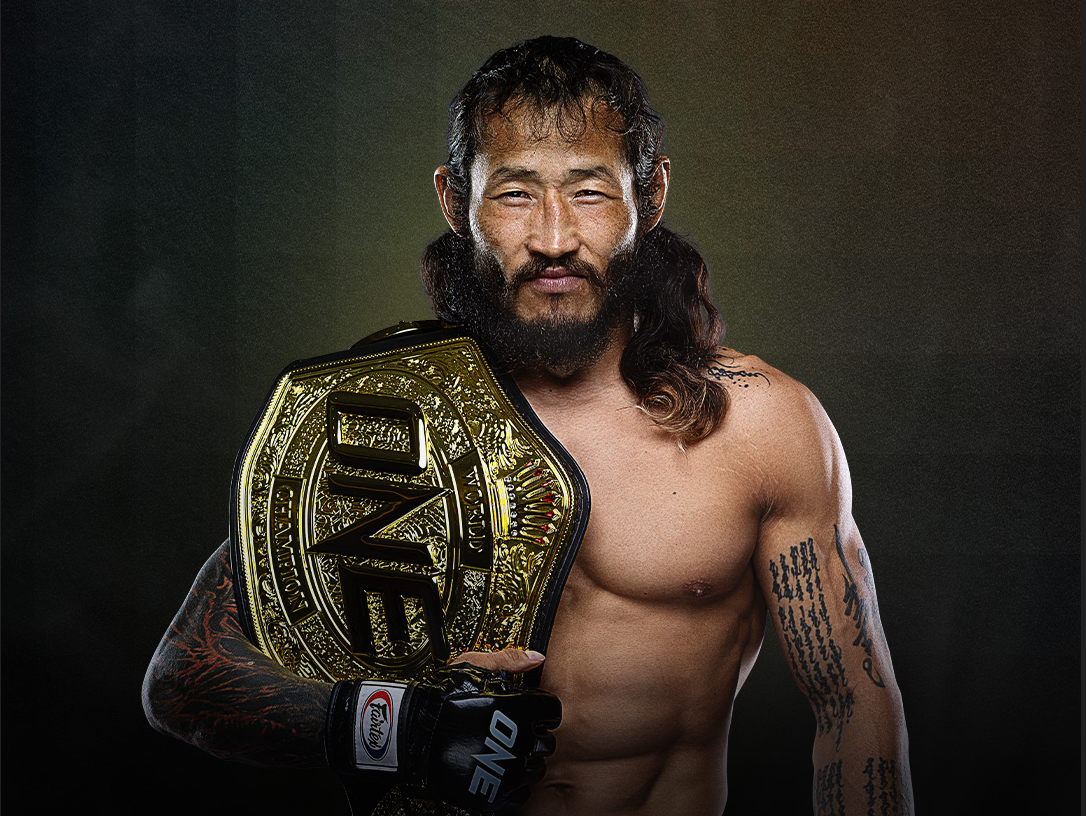 Б.Энх-Оргилд”Холимог тулааны бэлтгэлийн клуб”  тохижуулж өгөхөө амлажээ