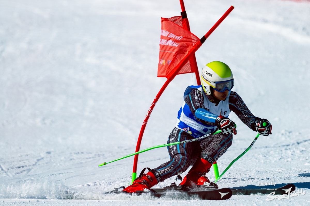 Өвлийн Олимпод оролцох эрхээ авсан А.Ариунбат Скай Резортод бэлтгэлээ хийж байна