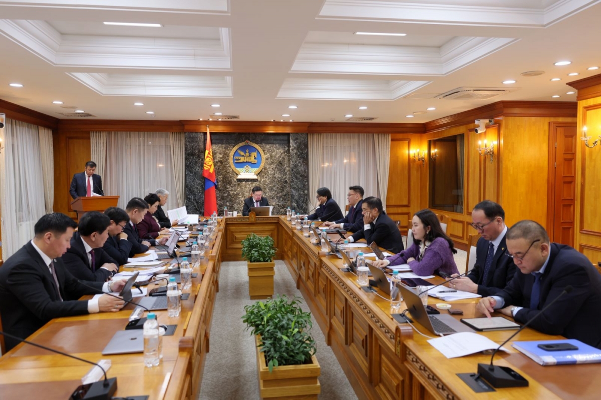 Засгийн газрын ээлжит хуралдаан болж байна