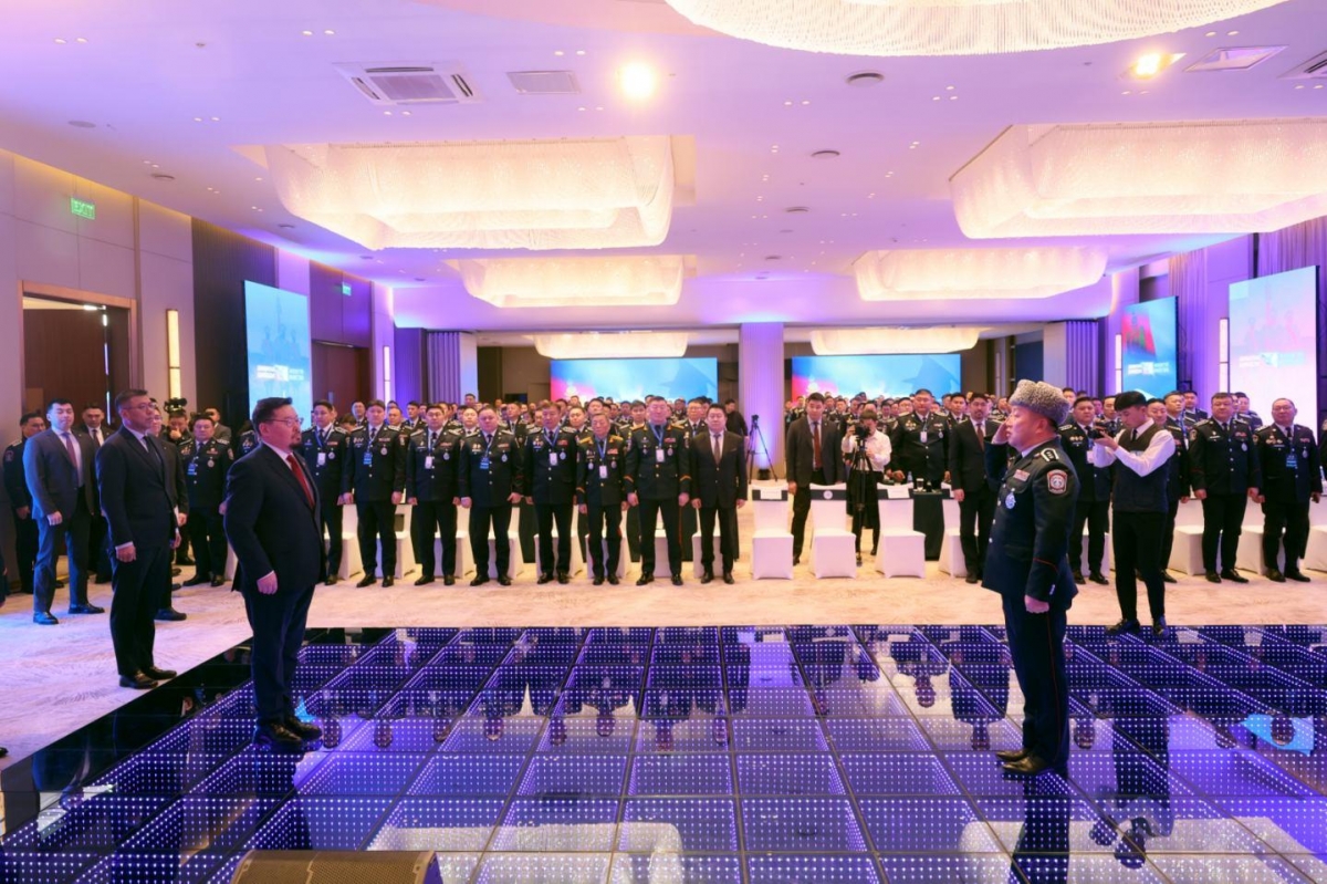 “Цэгцрэх хөдөлгөөн”-д хууль сахиулах байгууллагын хувь нэмэр чухал гэдгийг Ерөнхий сайд онцлов