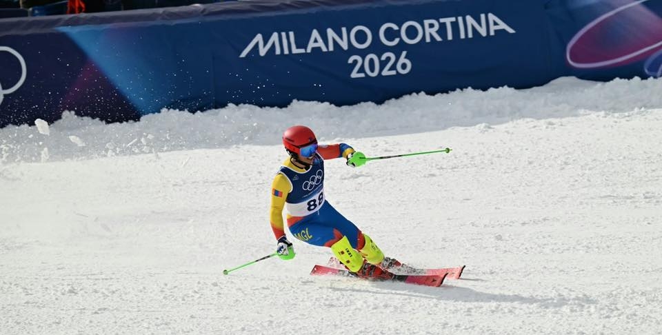 А.Ариунбат Уулын цанын Слалом төрөлд амжилттай өрсөлдлөө