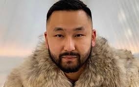 О.Мөнхжин: За нэг зүйл хэлье. Мэдээж би мөнгө тараахад дургүй. Гэхдээ…