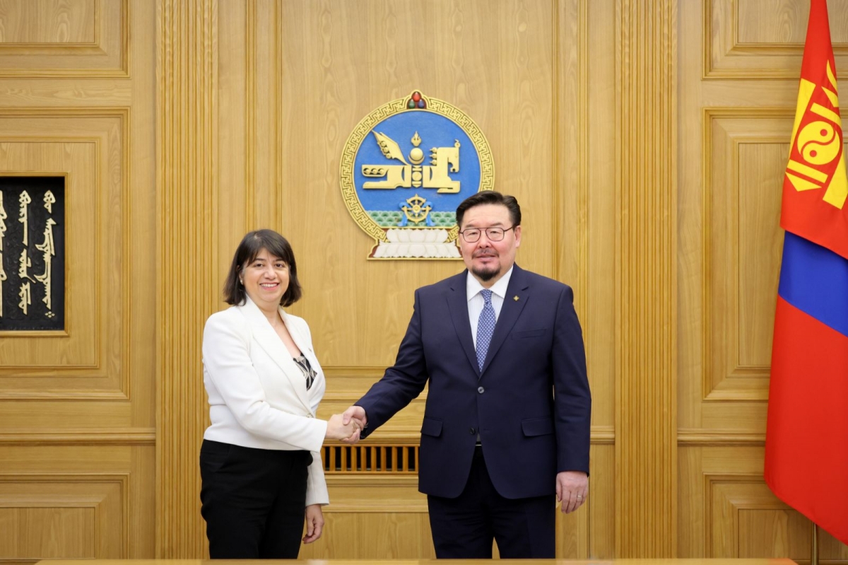 Ерөнхий сайд Г.Занданшатар Британийн сайд Сийма Малхотраг хүлээн авч уулзлаа