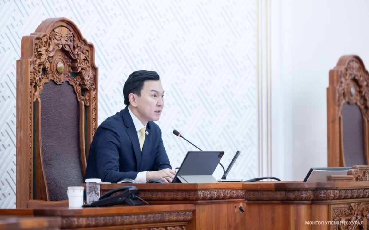 Н.Учрал: Улс төрийн тоглоом улс орны шоглоом болох учиргүй