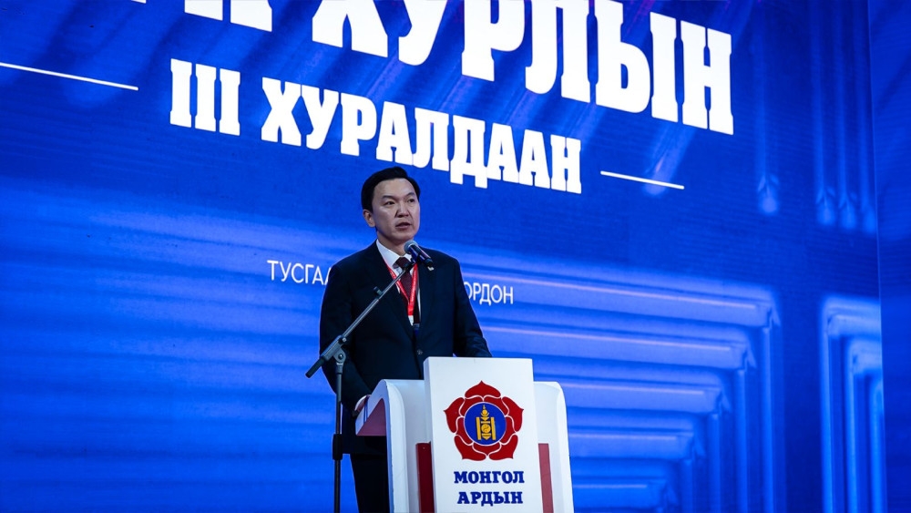 Монгол Ардын намын дарга Н.Учралыг 99.7 хувийн саналаар Ерөнхий сайдад нэр дэвшүүлэхийг дэмжлээ