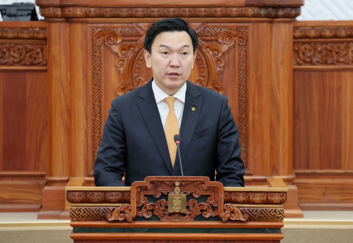 “Импортын барааны гаалийн албан татварын хувь хэмжээ батлах тухай” тухай төслийг УИХ-д танилцуулав