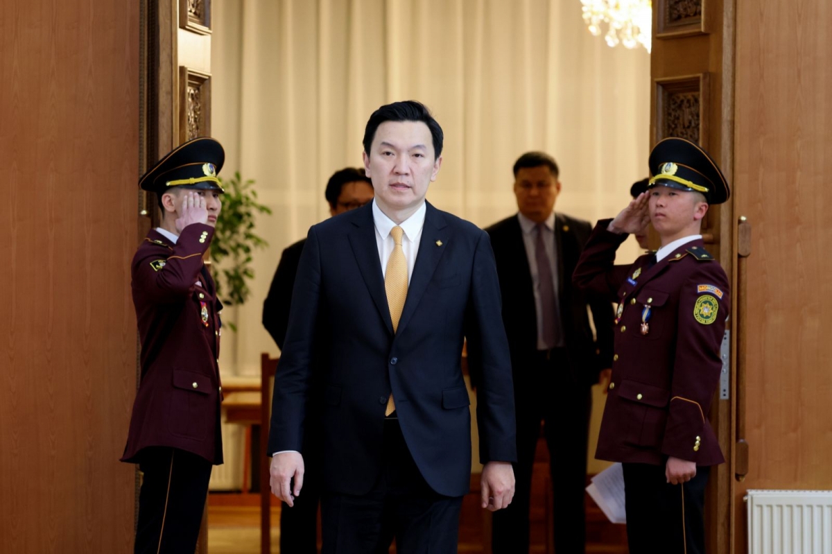 Авлига, ашиг сонирхлоос ангид ажиллахыг Засгийн газрын гишүүдэд анхааруулав