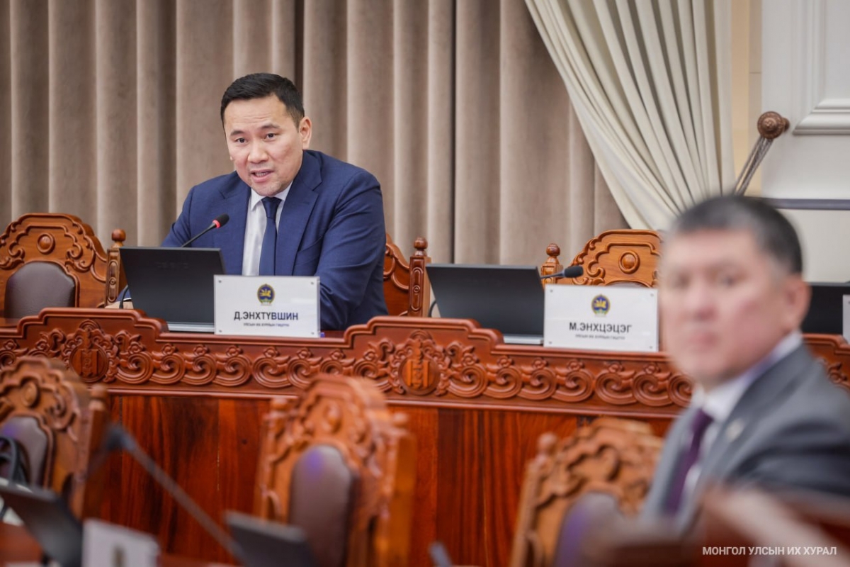 Манай улс дахь 172 хадгаламж, зээлийн хоршооны 53.5 хувь нь орон нутагт үйл ажиллагаа эрхэлдэг