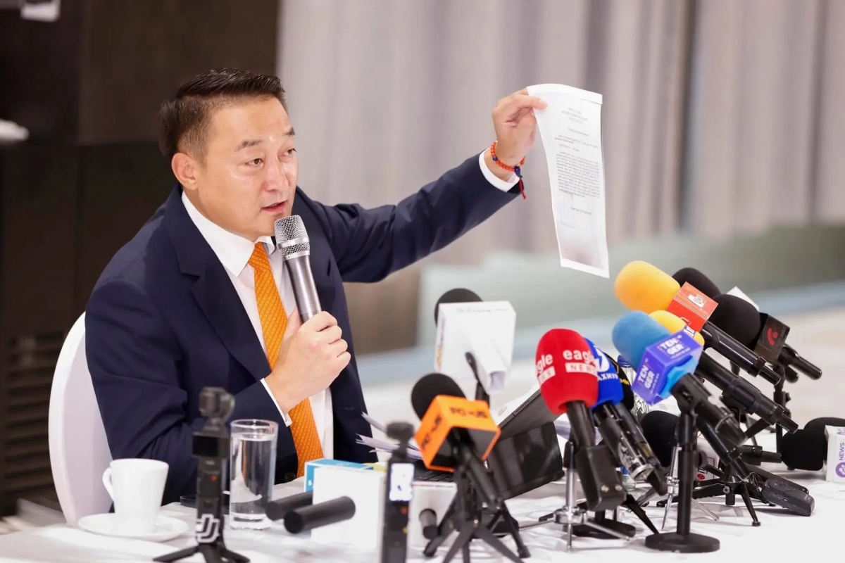 Шүүхээс Д.Амарбаясгаланд авсан хилийн хоригийг үргэлжлүүлэхээр шийдвэрлэжээ