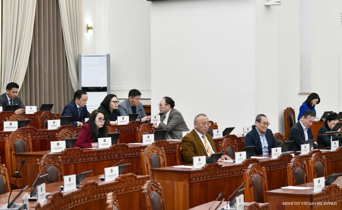 Чуулганы нэгдсэн хуралдаанаар хэлэлцэх асуудлууд /26.04.16/