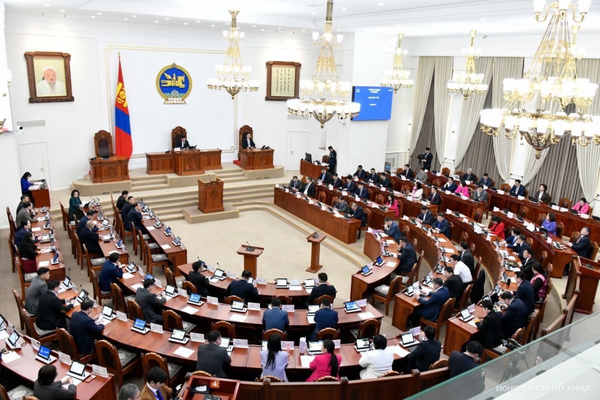Ерөнхийлөгчөөс өргөн мэдүүлсэн хуулийн төслийг үзэл баримтлалын хүрээнд хэлэлцэхийг дэмжив