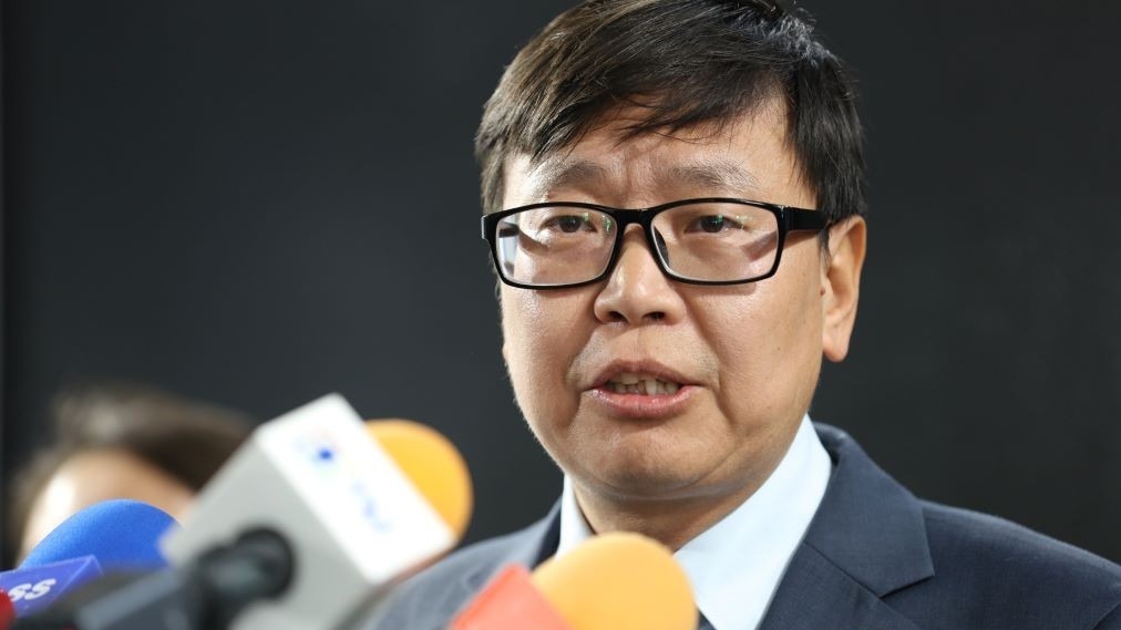 П.Наранбаяр: Өмнөх сайд нар руу буруугаа чихэж буй увайгүй үйлдлээ зогсоо