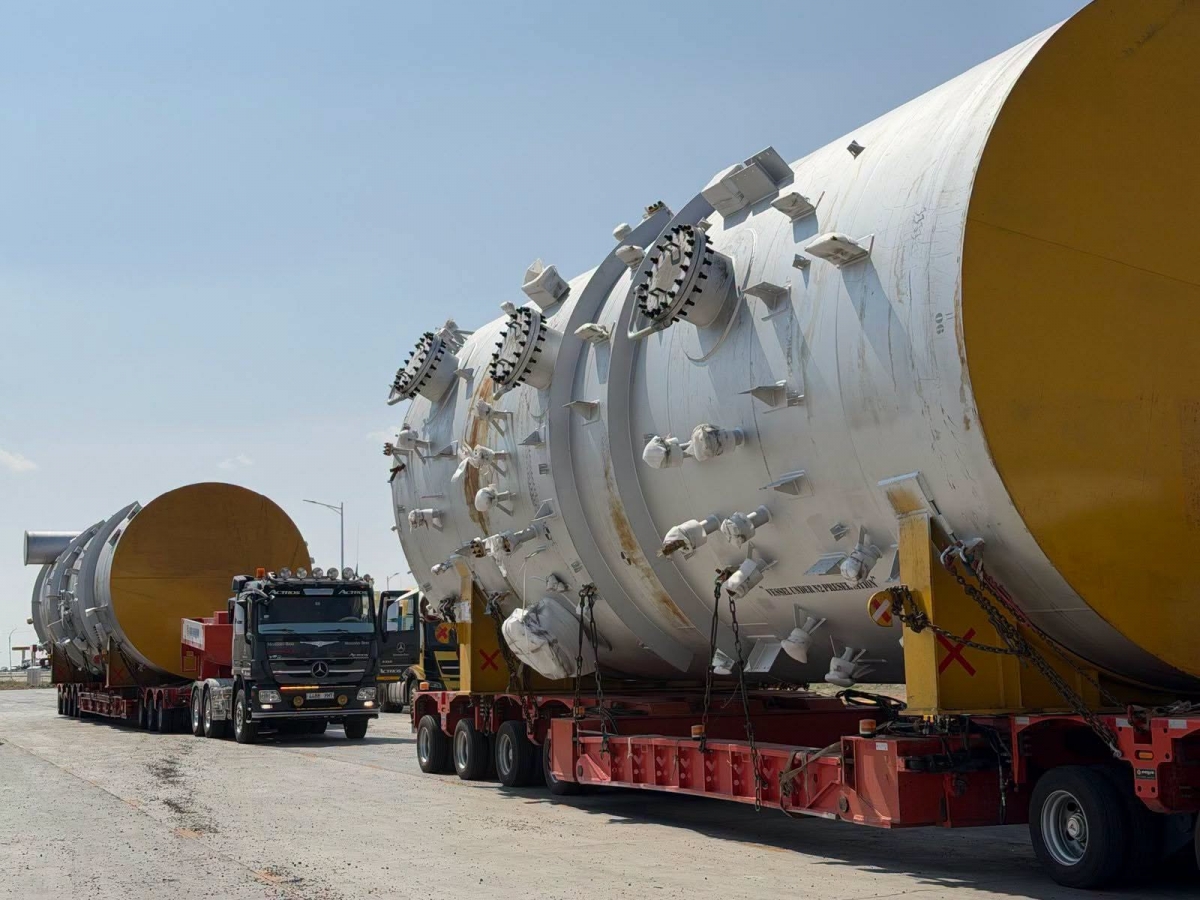 Г.Дамдинням: Газрын тос боловсруулах үйлдвэрийн бүтээн байгуулалтын ажил эрчимтэй үргэлжилж байна