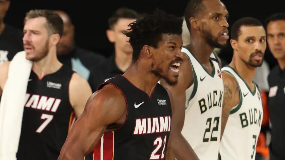 Жимми Батлер 4-р үед 17 оноог авч, цувралыг 3-0 болголоо