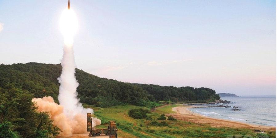Өмнөд Солонгос баллистик пуужин туршиж хариу барив 