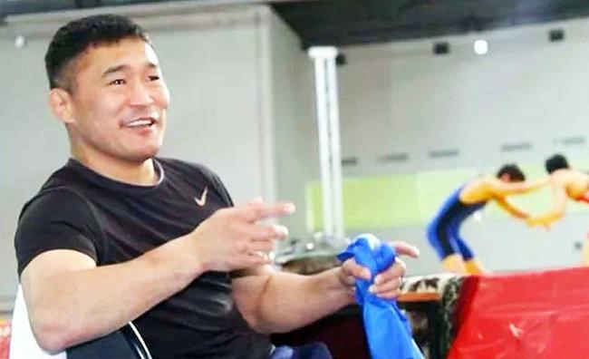 О.Пүрэвбаатар чөлөөтийн шигшээ багт зөвлөнө